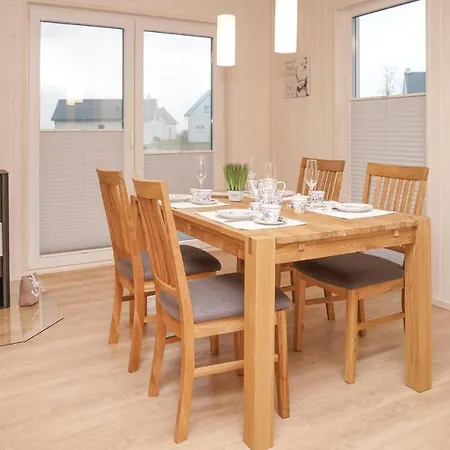 Awesome In Ostseeresort With Wifi * 奥尔本尼兹